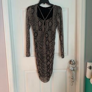 Guess Black and Gray Patterned Long Sleeve Dress